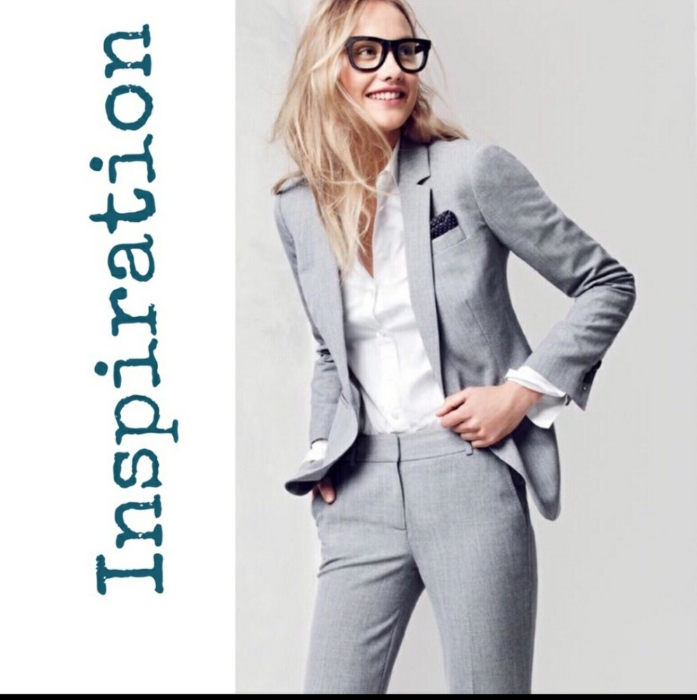 GREY CALVIN KLEIN PANT SUIT
